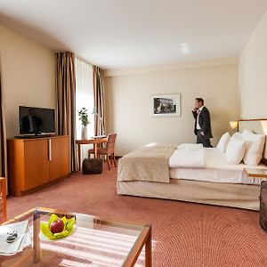 Privilege King Room